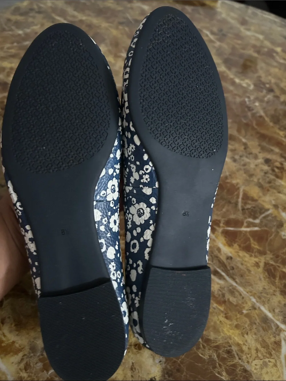 Tory Burch Navy and White Floral Logo Ballet Flats, size 8.5